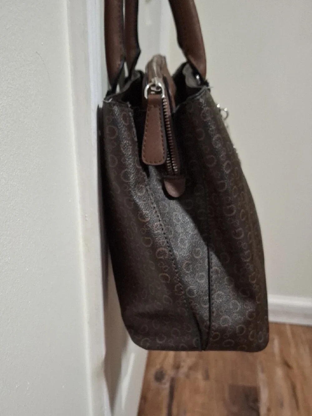 Guess front approx handles